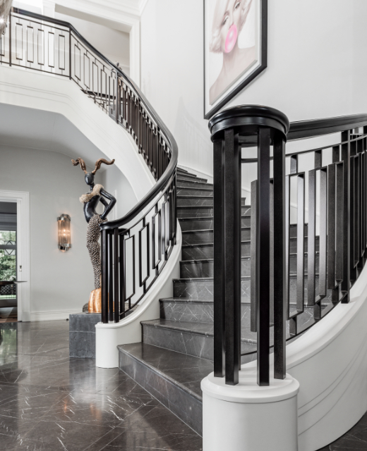 12 gewendelte Treppen