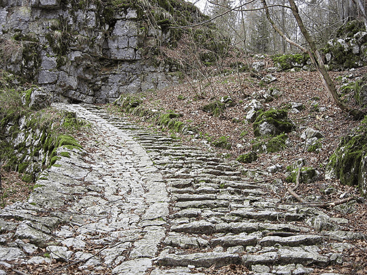 Größte Treppe Europas mit 4444 Stufen und 7 km länge