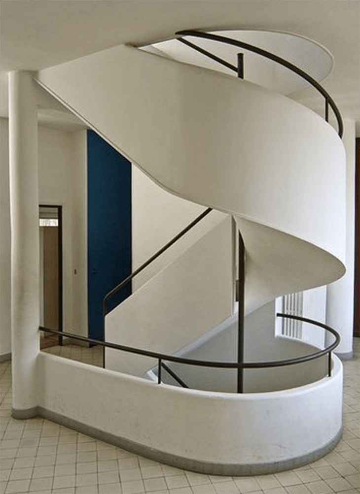 Mitteltreppe aus Stahlbeton von Le Corbusier (Frankreich)
