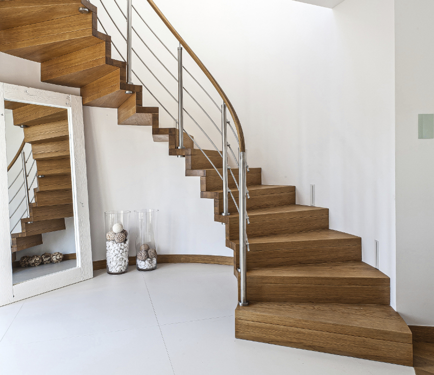 gebogene Faltwerktreppe