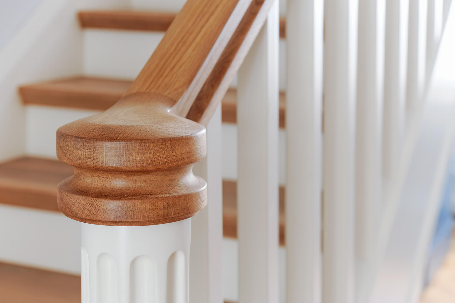 holztreppe stiltreppe weisse wangentreppe rs 39 4